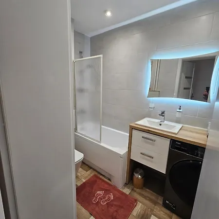 Apartment Centrum 97 *